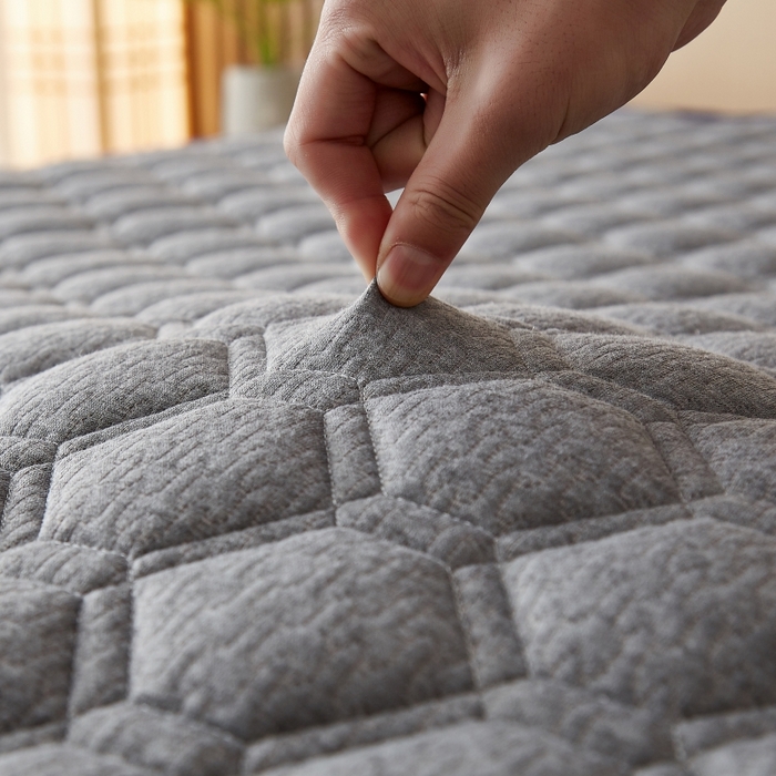 91家纺网 家纺一手货源 找家纺 华誉 2025新款跨境电商专供鸟眼布床垫 立体菱格灰