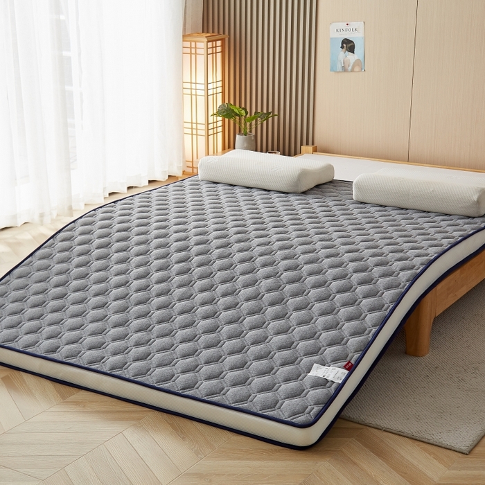 91家纺网 家纺一手货源 找家纺 华誉 2025新款跨境电商专供鸟眼布床垫 立体菱格灰