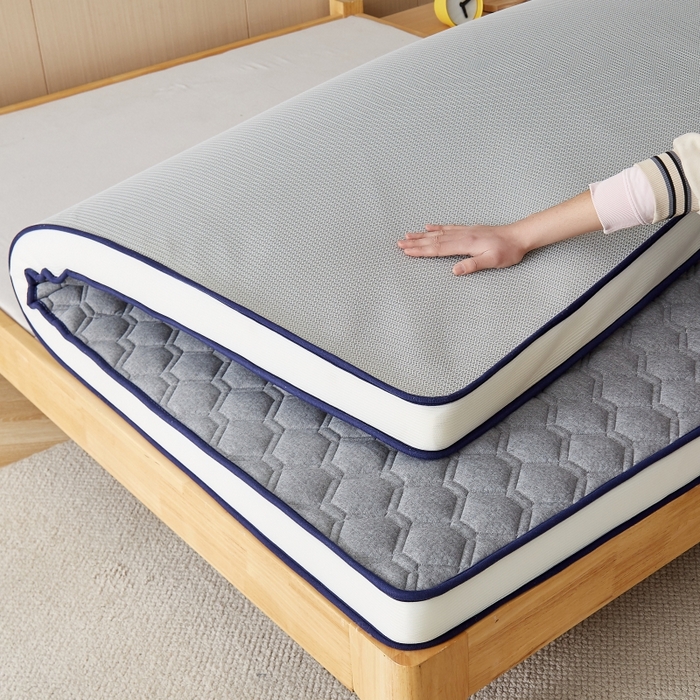 91家纺网 家纺一手货源 找家纺 华誉 2025新款跨境电商专供鸟眼布床垫 立体菱格灰