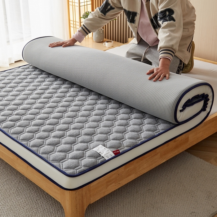 91家纺网 家纺一手货源 找家纺 华誉 2025新款跨境电商专供鸟眼布床垫 立体菱格灰