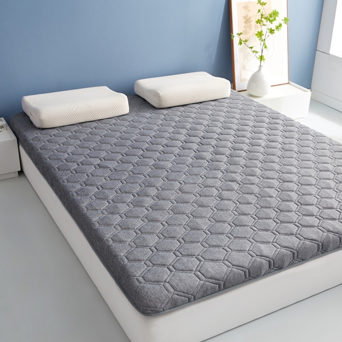 91家纺网 家纺一手货源 找家纺 华誉 2025新款跨境电商专供鸟眼布床垫 单边款菱格灰