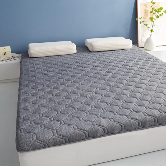 91家纺网 家纺一手货源 找家纺 华誉 2025新款跨境电商专供鸟眼布床垫 单边款菱格灰