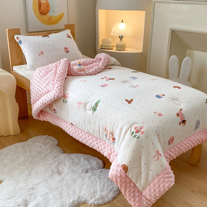 91家纺网 家纺一手货源 找家纺 天瑜家纺 2025新款针织棉手包豆豆被儿童被大豆被被子被芯 手包边  甜心粉