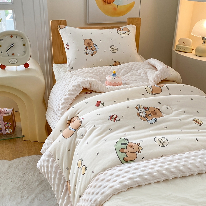 91家纺网 家纺一手货源 找家纺 天瑜家纺 2025新款针织棉手包豆豆被儿童被大豆被被子被芯 手包边  豚豚米