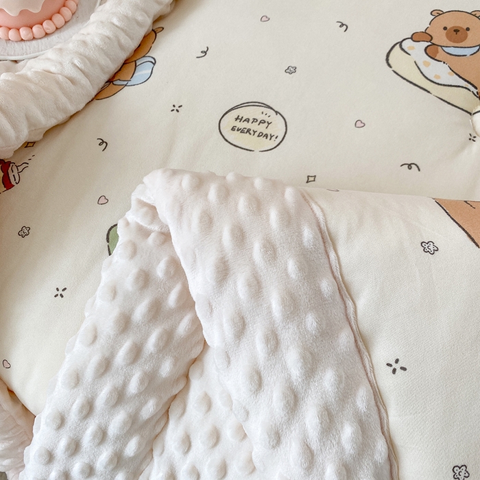 91家纺网 家纺一手货源 找家纺 天瑜家纺 2025新款针织棉手包豆豆被儿童被大豆被被子被芯 手包边  豚豚米