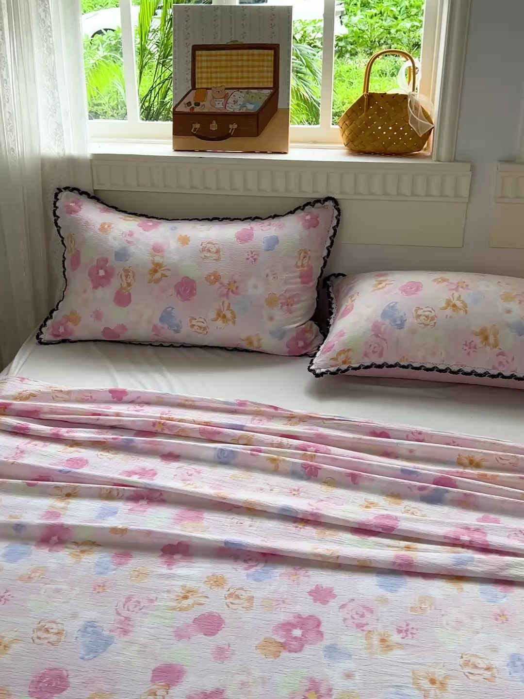 91家纺网 家纺一手货源 找家纺 （总）逸林家纺《原希尔顿逸林》 2025新款云感皱皱纱镂空花边床单单品床单单件单床单