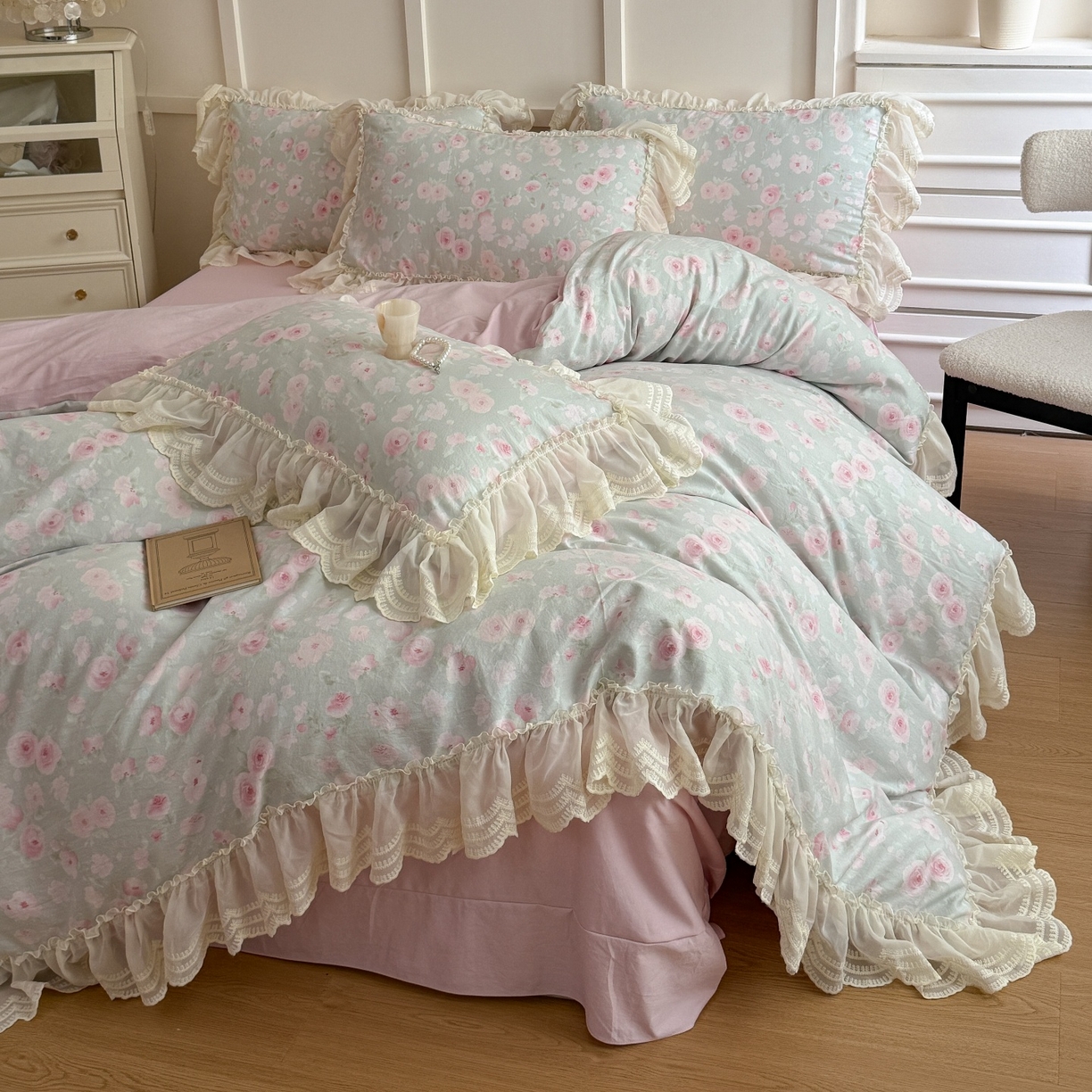 91家纺网 家纺一手货源 找家纺 吾欢心 2025新款韩版蕾丝花边加厚原棉四件套 粉恋绿