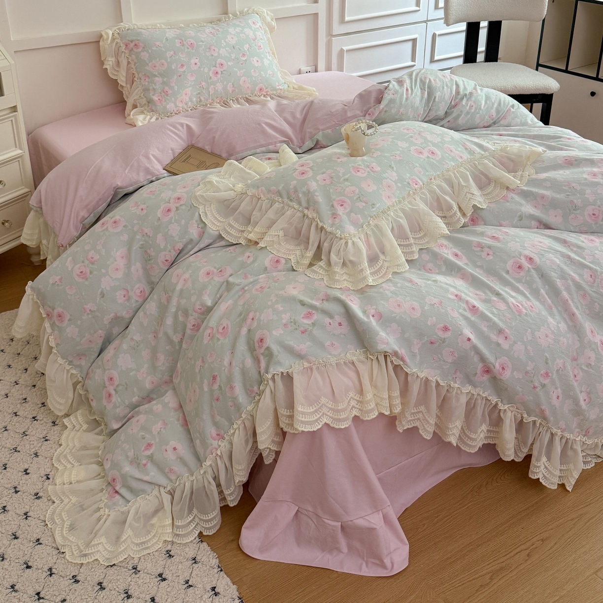 91家纺网 家纺一手货源 找家纺 吾欢心 2025新款韩版蕾丝花边加厚原棉四件套 粉恋绿