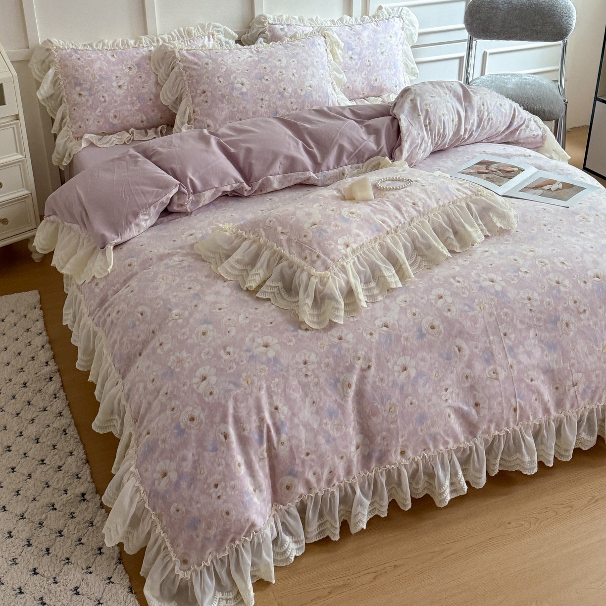 91家纺网 家纺一手货源 找家纺 吾欢心 2025新款韩版蕾丝花边加厚原棉四件套 古耐花园粉