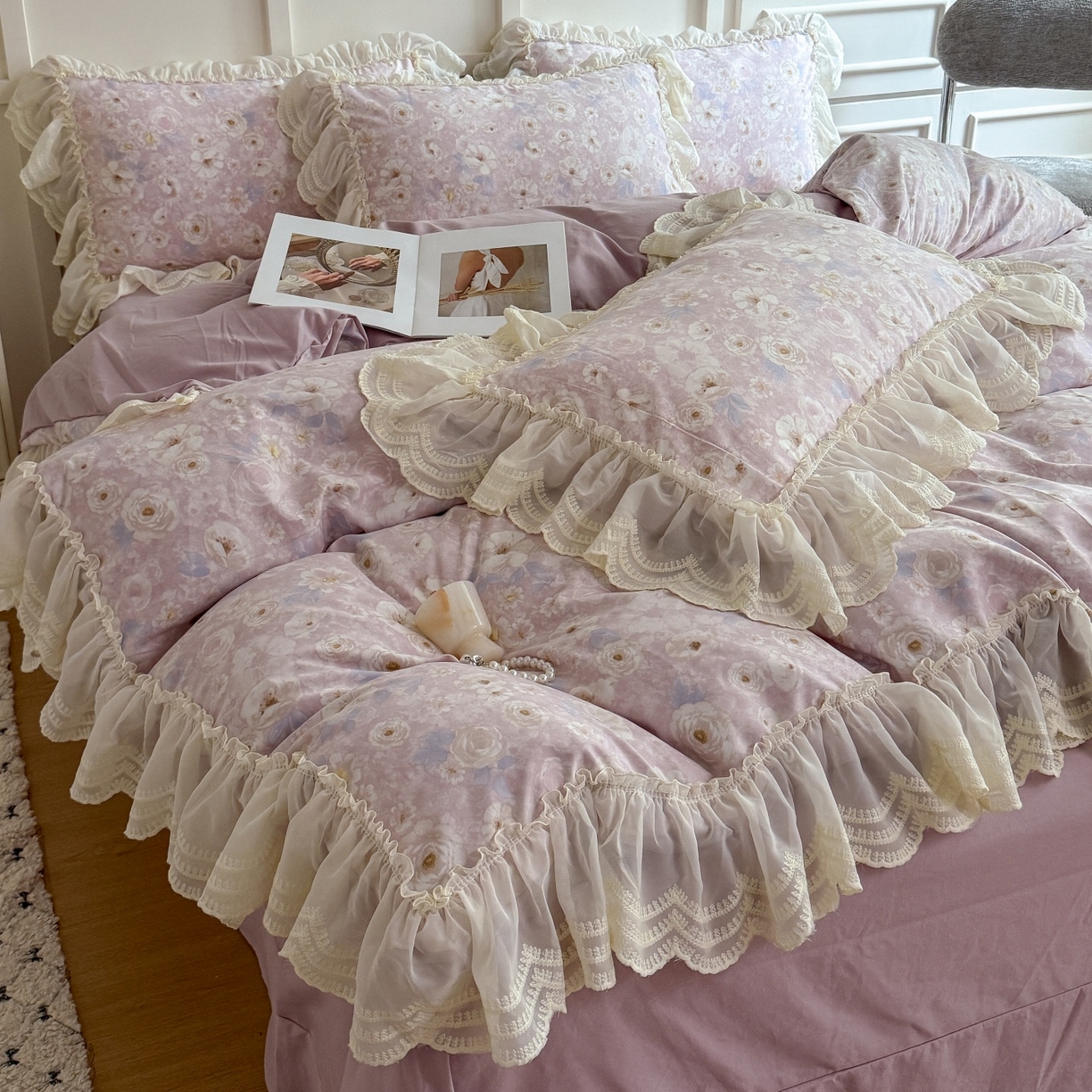 91家纺网 家纺一手货源 找家纺 吾欢心 2025新款韩版蕾丝花边加厚原棉四件套 古耐花园粉