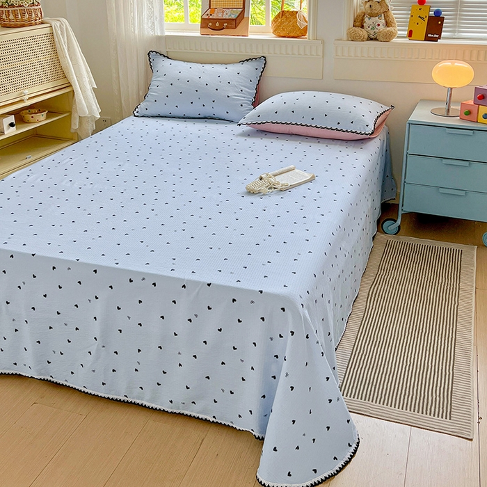 91家纺网 家纺一手货源 找家纺 逸林家纺《原希尔顿逸林》 2025新款云感皱皱纱镂空花边床单单品床单单件单床单 怦然心动