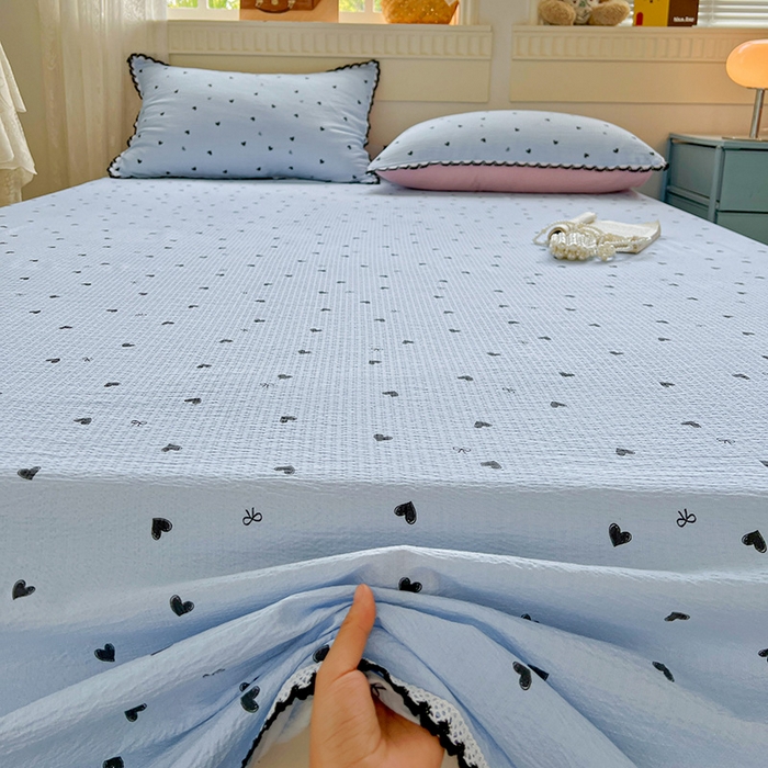 91家纺网 家纺一手货源 找家纺 逸林家纺《原希尔顿逸林》 2025新款云感皱皱纱镂空花边床单单品床单单件单床单 怦然心动