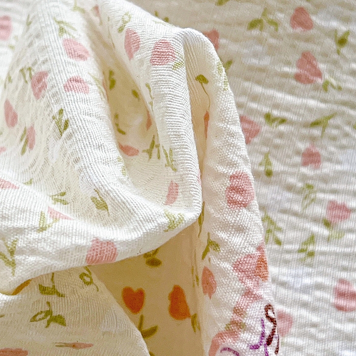 91家纺网 家纺一手货源 找家纺 逸林家纺《原希尔顿逸林》 2025新款云感皱皱纱镂空花边床单单品床单单件单床单 小花萝莉