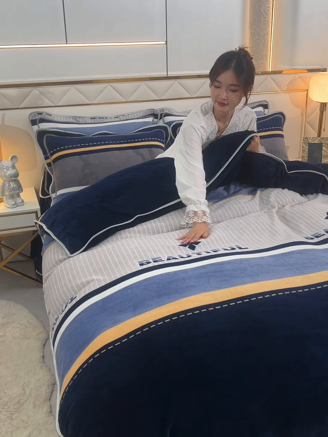 91家纺网 家纺一手货源 找家纺 2025新款牛奶绒印花床裙四件套系列-四件套 轻奢生活