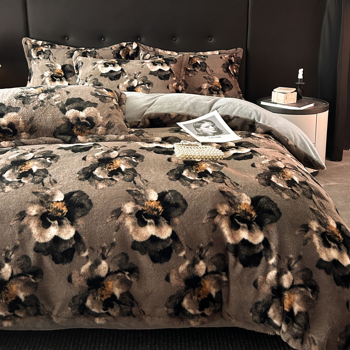 91家纺网 家纺一手货源 找家纺 库里梦家纺 2025直播网红爆款轻奢欧美风獭兔毛雕花绒四件套 百合-卡其