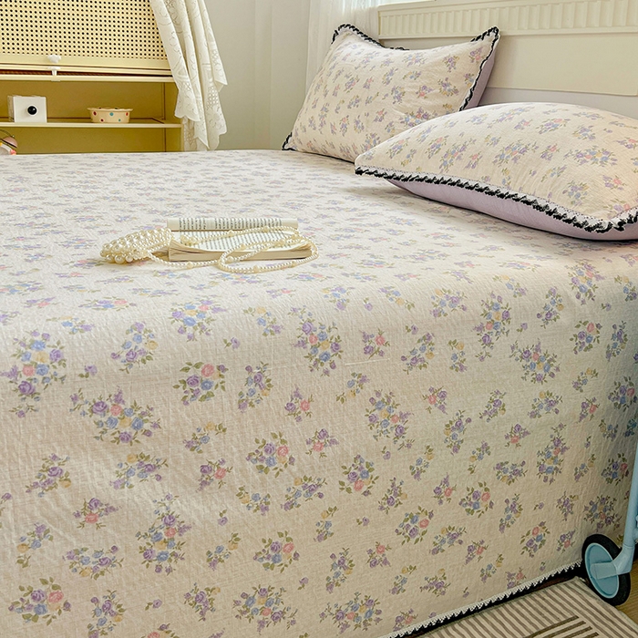 91家纺网 家纺一手货源 找家纺 逸林家纺《原希尔顿逸林》 2025新款云感皱皱纱镂空花边床单单品床单单件单床单 紫魅