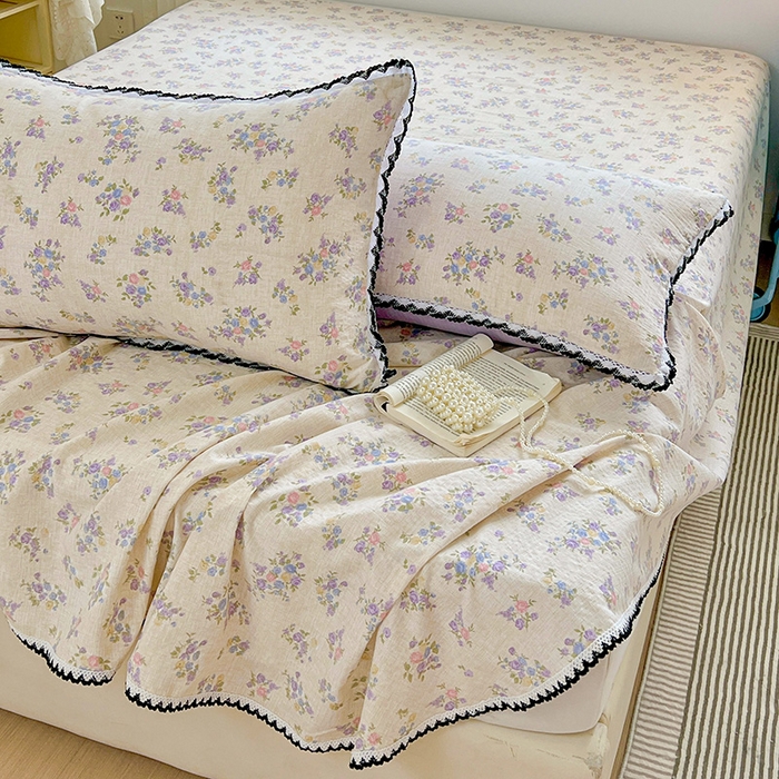 91家纺网 家纺一手货源 找家纺 逸林家纺《原希尔顿逸林》 2025新款云感皱皱纱镂空花边床单单品床单单件单床单 紫魅