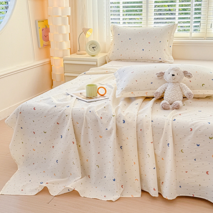 91家纺网 家纺一手货源 找家纺 （总）一诺家居 2025新款A类云感双层纱针织棉印花母婴级裸睡床单三件套 量大可优惠 量大可送货