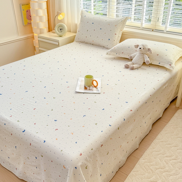 91家纺网 家纺一手货源 找家纺 （总）一诺家居 2025新款A类云感双层纱针织棉印花母婴级裸睡床单三件套 量大可优惠 量大可送货