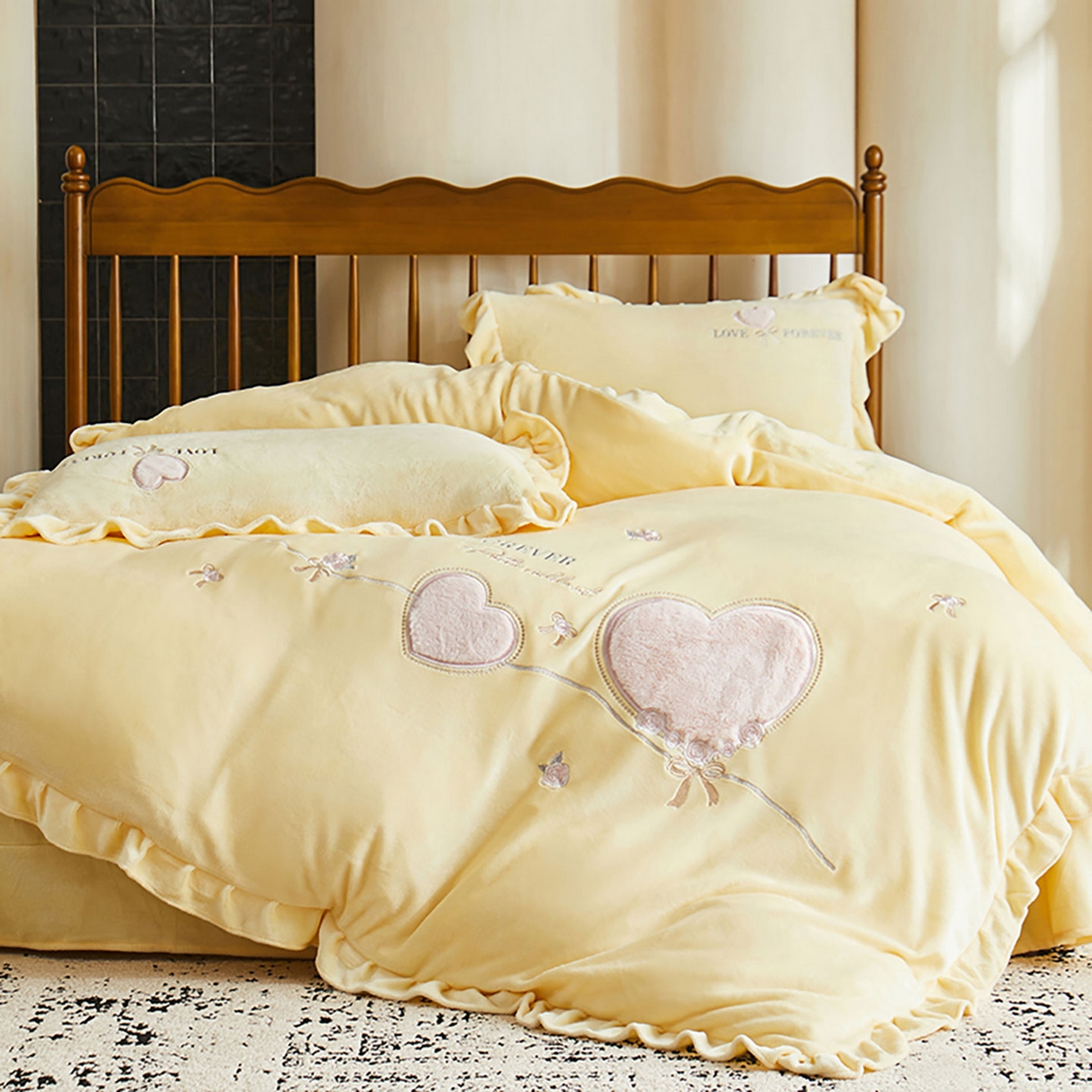 91家纺网 家纺一手货源 找家纺 （总）卡初家居（原微来） 2025新款秋冬A类亲肤牛奶绒刺绣款四件套-暖阁系列（提供买家秀）