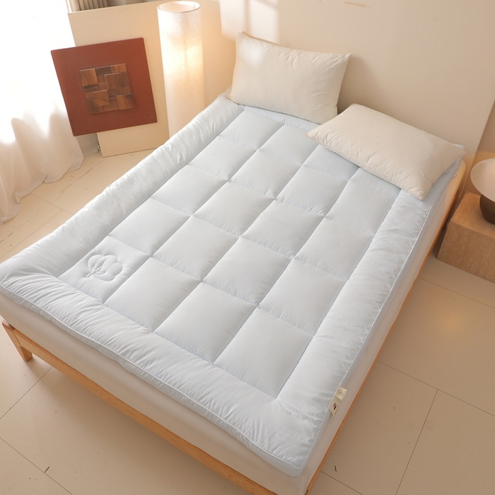 91家纺网 家纺一手货源 找家纺 老帅的工厂店 2025新款小格子款棉花床垫软床褥 白色