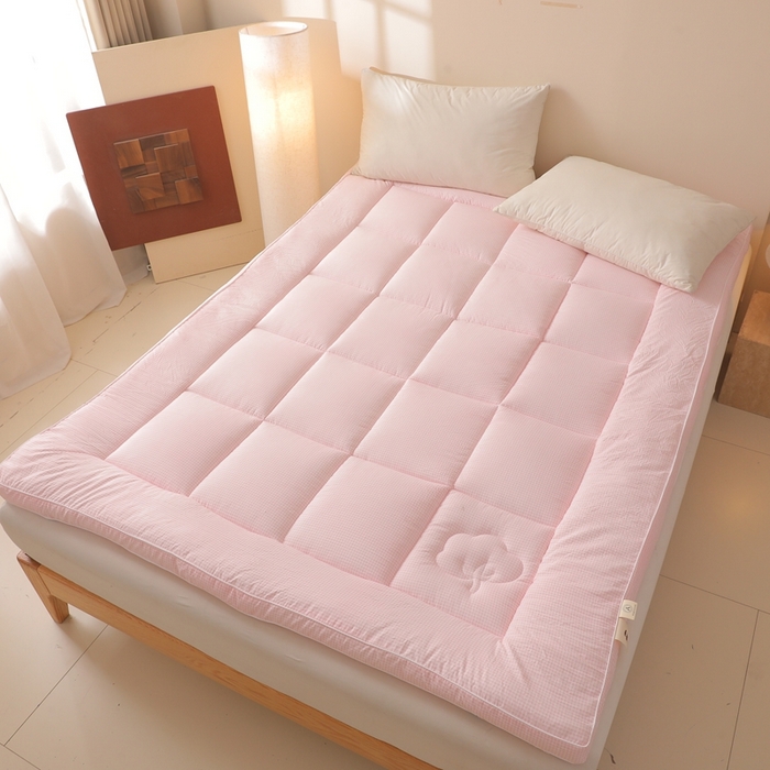 91家纺网 家纺一手货源 找家纺 老帅的工厂店 2025新款小格子款棉花床垫软床褥 粉色