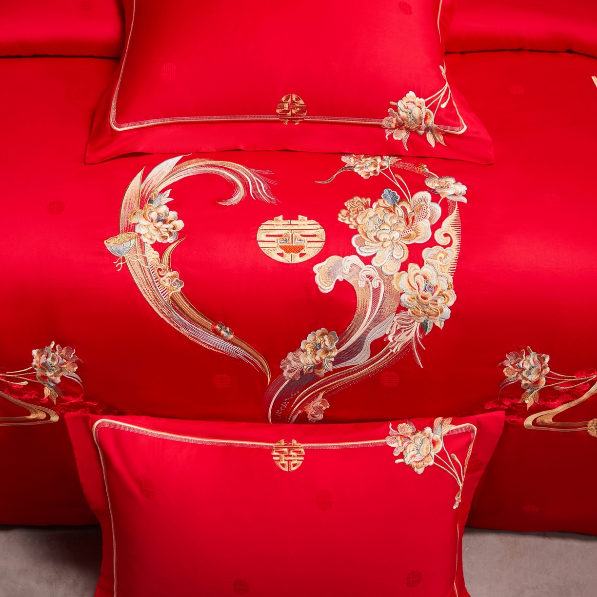 91家纺网 家纺一手货源 找家纺 （总）宏羽纺家纺 2025新款高支高密纯棉婚庆系列四件套