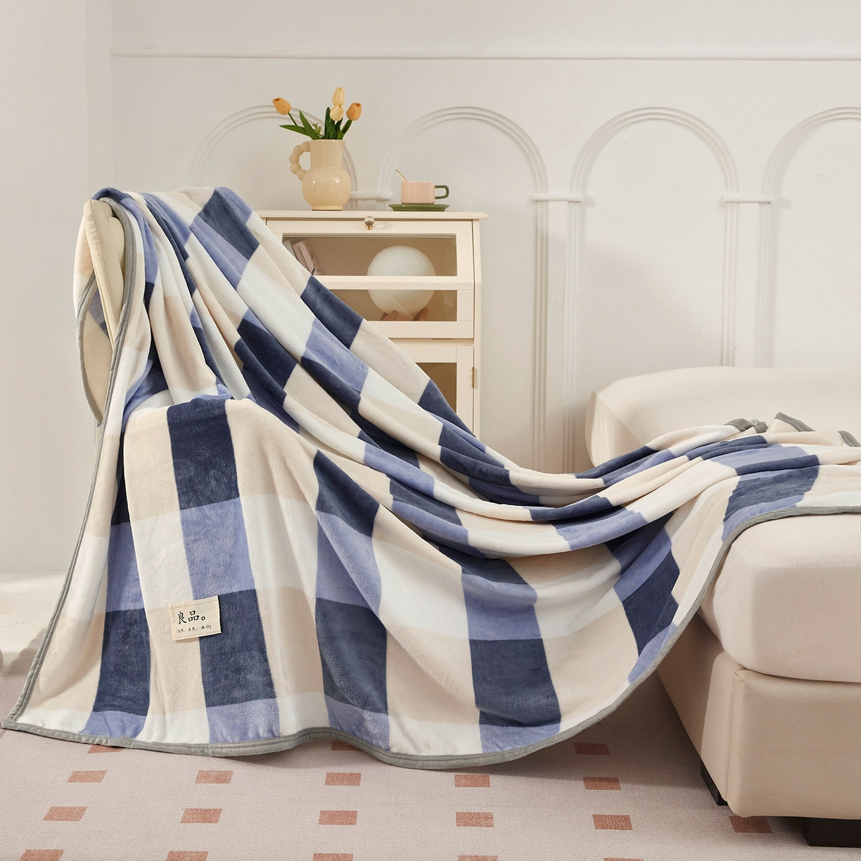 91家纺网 家纺一手货源 找家纺 悦织湾家纺 2025新款牛奶绒毛毯高克重日式良品盖毯毯子办公室休闲沙发毯跨境专供外贸出口 蓝大格