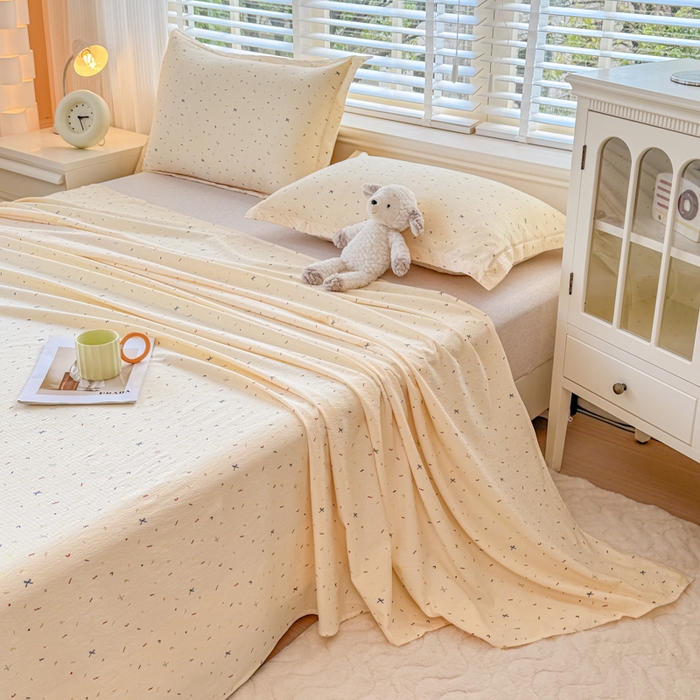 91家纺网 家纺一手货源 找家纺 一诺家居 2025新款A类云感双层纱针织棉印花母婴级裸睡床单三件套 量大可优惠 量大可送货 蝴蝶结