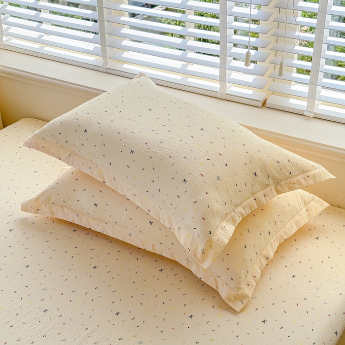 91家纺网 家纺一手货源 找家纺 一诺家居 2025新款A类云感双层纱针织棉印花母婴级裸睡床单三件套 量大可优惠 量大可送货 蝴蝶结