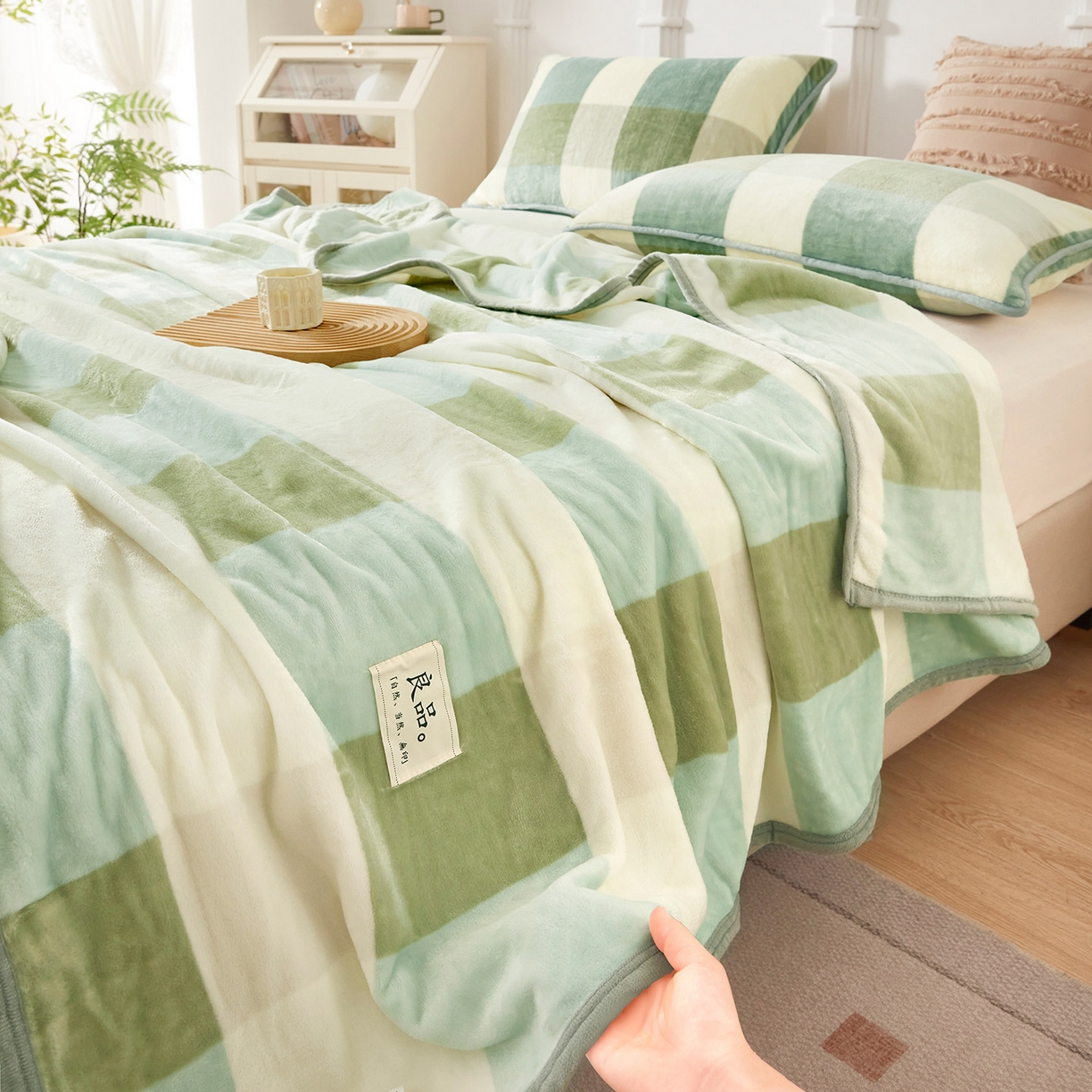 91家纺网 家纺一手货源 找家纺 悦织湾家纺 2025新款牛奶绒毛毯高克重日式良品盖毯毯子办公室休闲沙发毯跨境专供外贸出口 绿大格