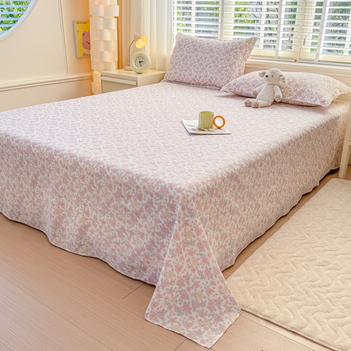 91家纺网 家纺一手货源 找家纺 一诺家居 2025新款A类云感双层纱针织棉印花母婴级裸睡床单三件套 量大可优惠 量大可送货 蔷薇