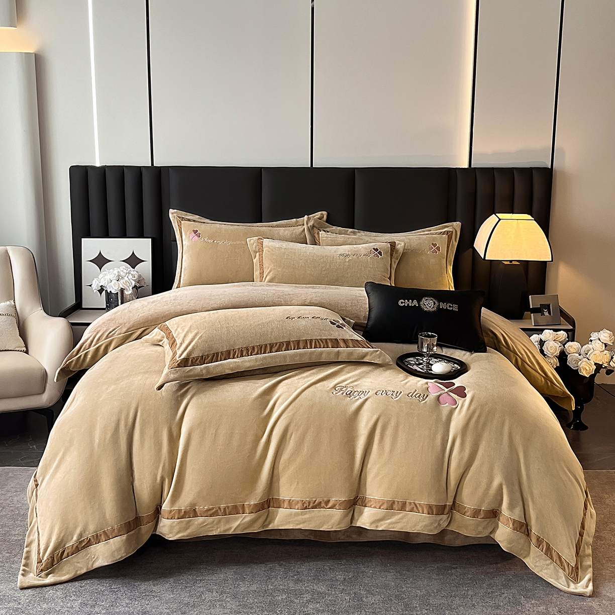 91家纺网 家纺一手货源 找家纺 妮恒美家纺 2025新款牛奶绒刺绣四件套-简爱系列 简爱-高级卡