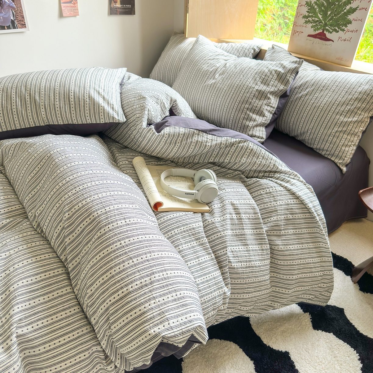 91家纺网 家纺一手货源 找家纺 千朵 2025新款全棉纯棉色织提花水洗棉四件套 富士系列 富士灰