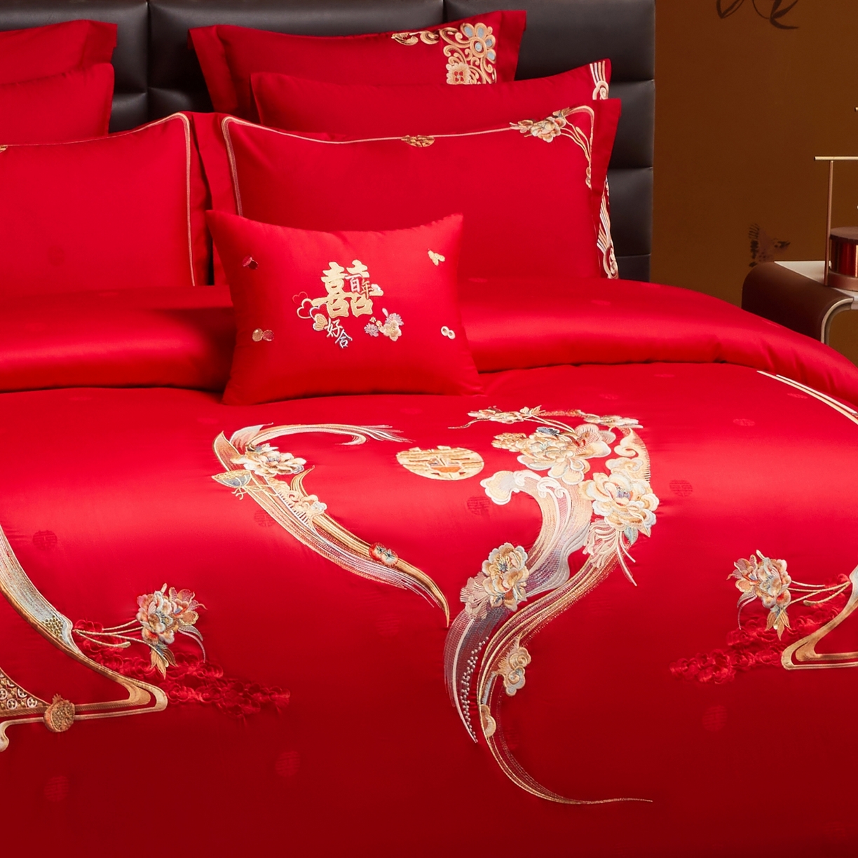 91家纺网 家纺一手货源 找家纺 宏羽纺家纺 2025新款高支高密纯棉婚庆系列四件套 爱的花语