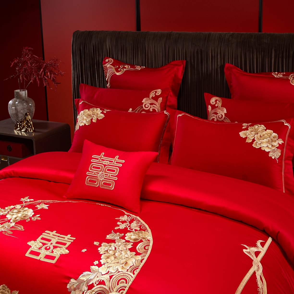 91家纺网 家纺一手货源 找家纺 宏羽纺家纺 2025新款高支高密纯棉婚庆系列四件套 花开富贵-金色