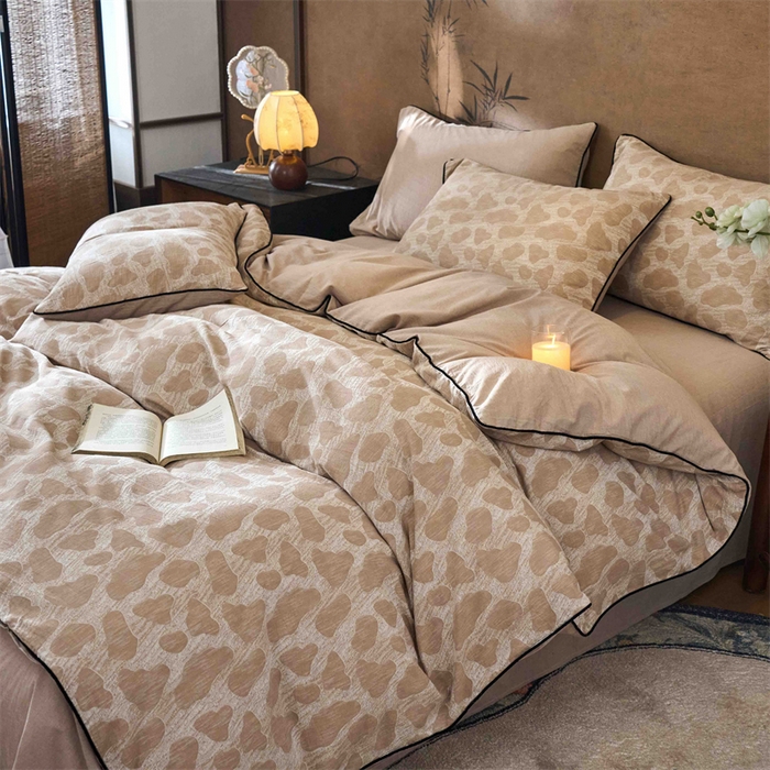 91家纺网 家纺一手货源 找家纺 兰紫橙家纺 2025新款全棉纯棉嵌边色织提花四件套 罗曼人生-卡其