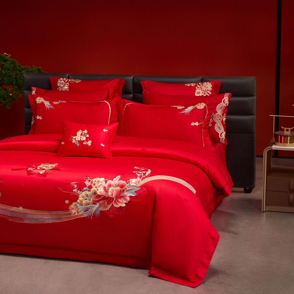 91家纺网 家纺一手货源 找家纺 宏羽纺家纺 2025新款高支高密纯棉婚庆系列四件套 浪漫相随