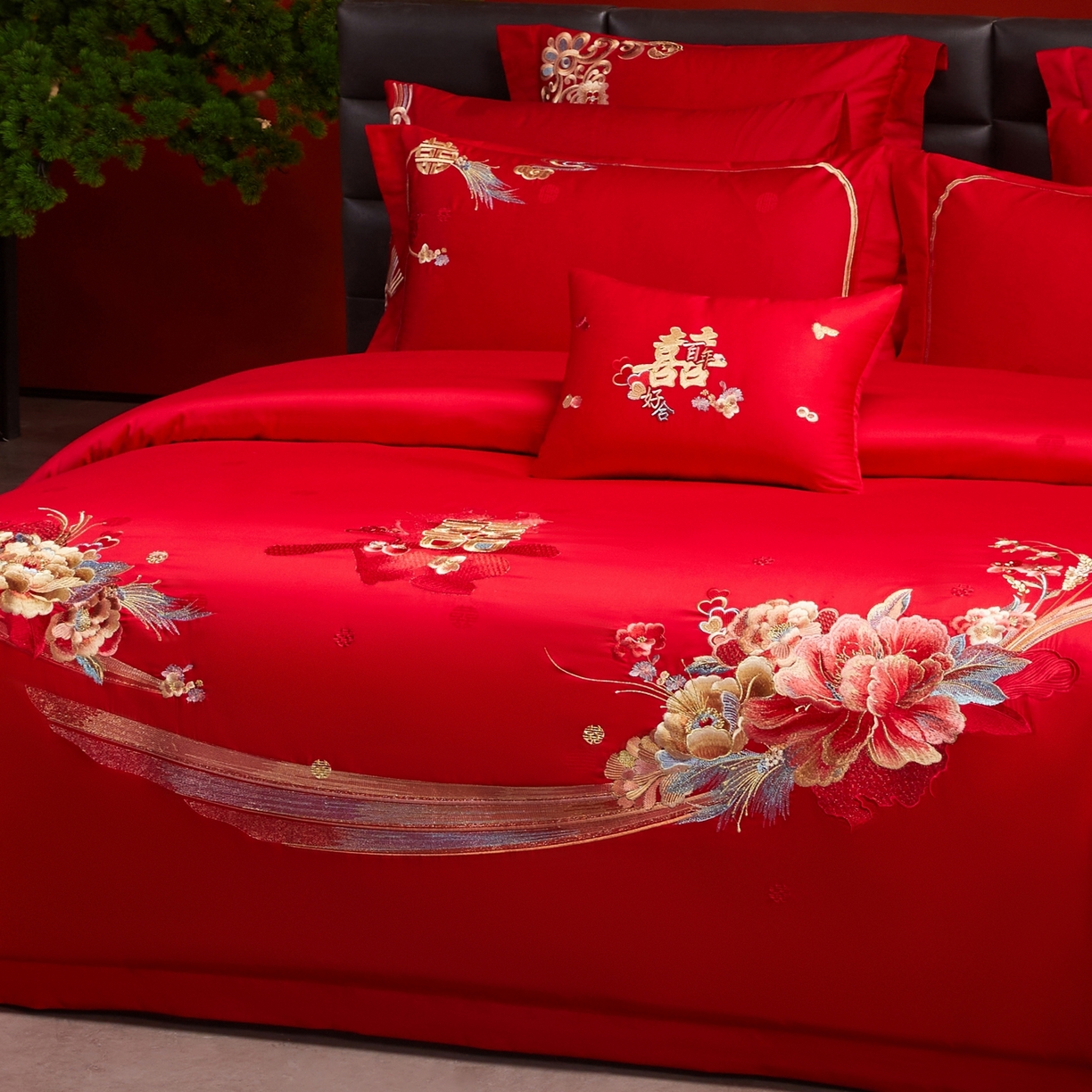 91家纺网 家纺一手货源 找家纺 宏羽纺家纺 2025新款高支高密纯棉婚庆系列四件套 浪漫相随