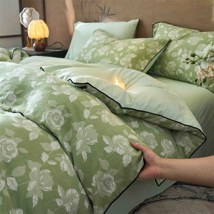 91家纺网 家纺一手货源 找家纺 兰紫橙家纺 2025新款全棉纯棉嵌边色织提花四件套 玫瑰之约-草绿