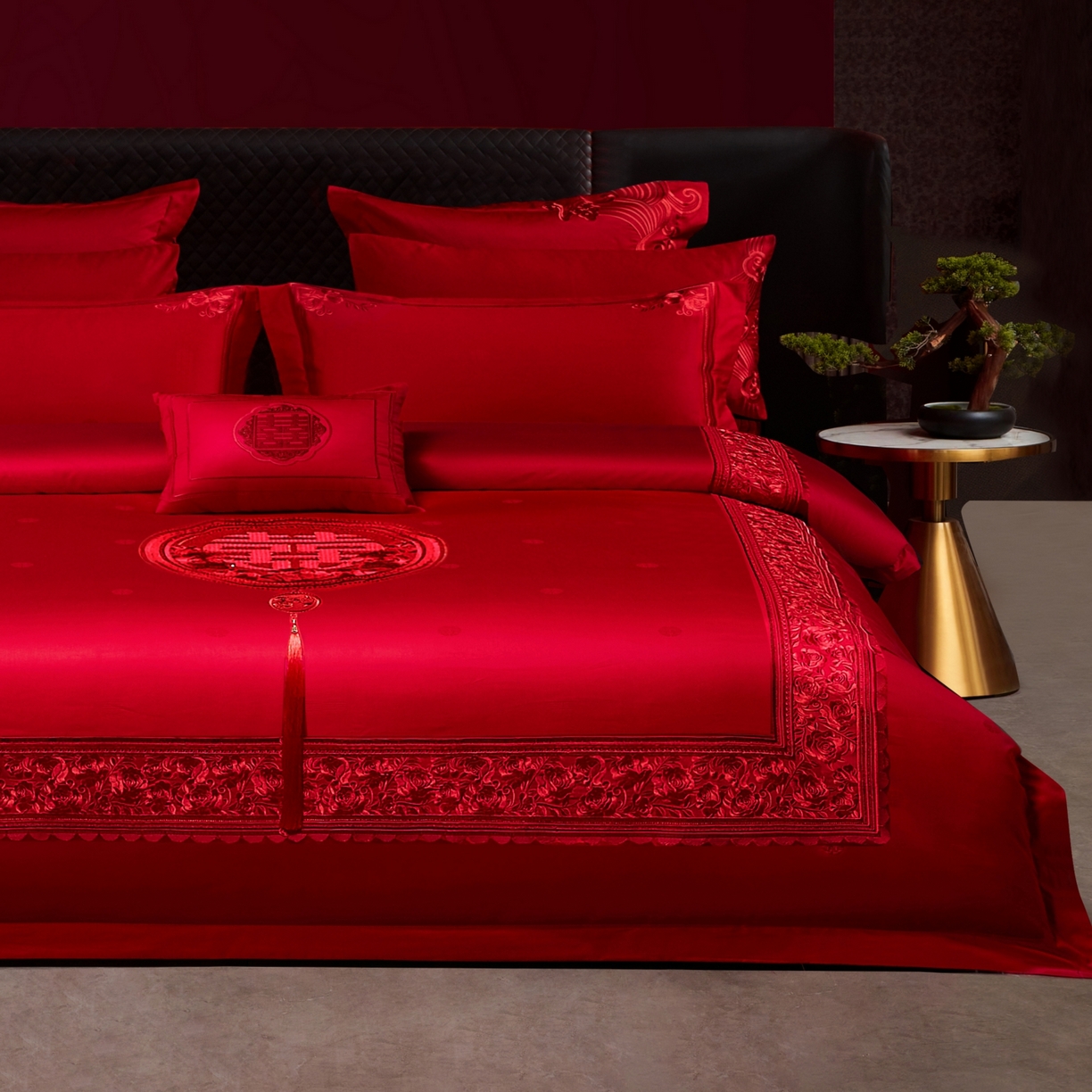 91家纺网 家纺一手货源 找家纺 宏羽纺家纺 2025新款高支高密纯棉婚庆系列四件套 玫瑰花海-红色