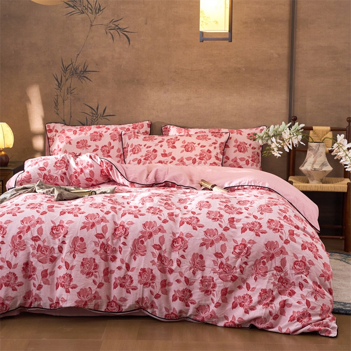 91家纺网 家纺一手货源 找家纺 兰紫橙家纺 2025新款全棉纯棉嵌边色织提花四件套 玫瑰之约-大红