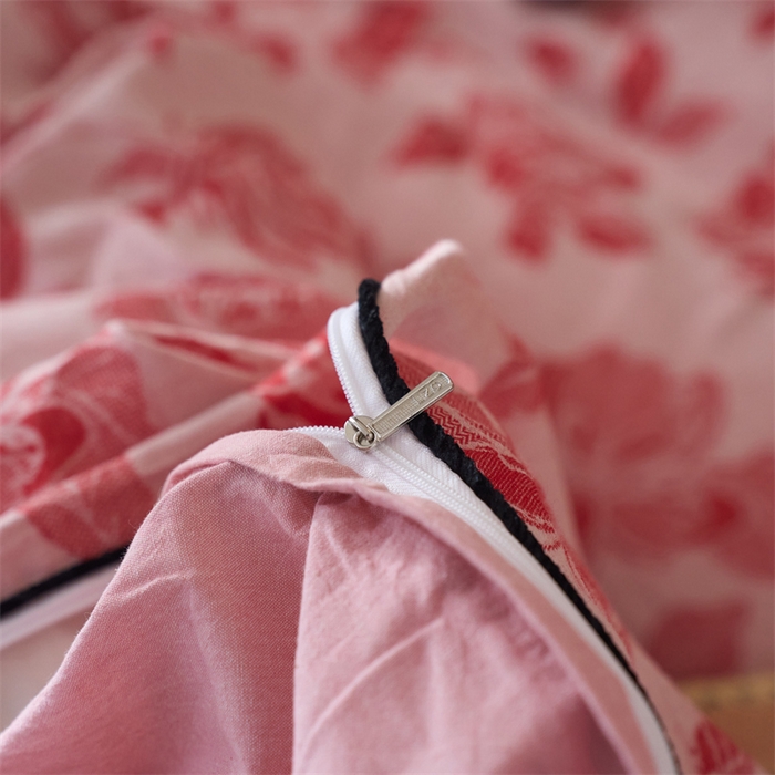 91家纺网 家纺一手货源 找家纺 兰紫橙家纺 2025新款全棉纯棉嵌边色织提花四件套 玫瑰之约-大红