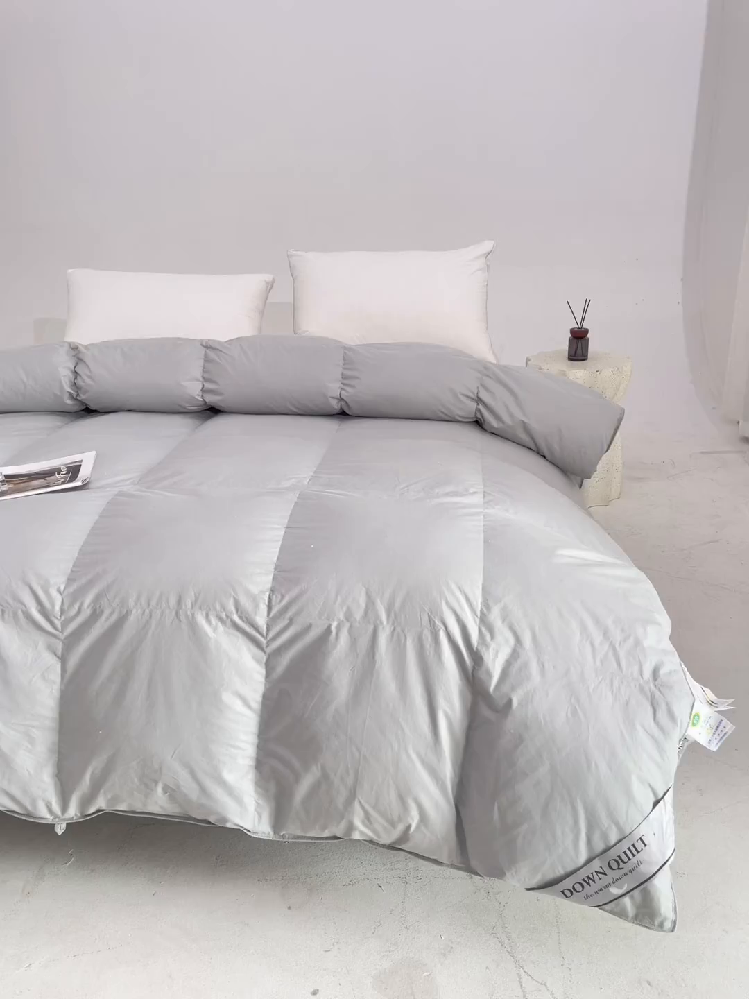 91家纺网 家纺一手货源 找家纺 明羽羽绒 2025新款全棉防羽布平面款羽绒被可定制鹅绒被鸭绒被被子被芯 平面款-浅灰