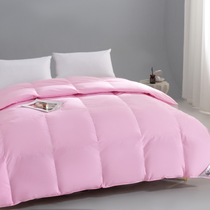 91家纺网 家纺一手货源 找家纺 明羽羽绒 2025新款全棉防羽布平面款羽绒被可定制鹅绒被鸭绒被被子被芯 平面款-少女粉