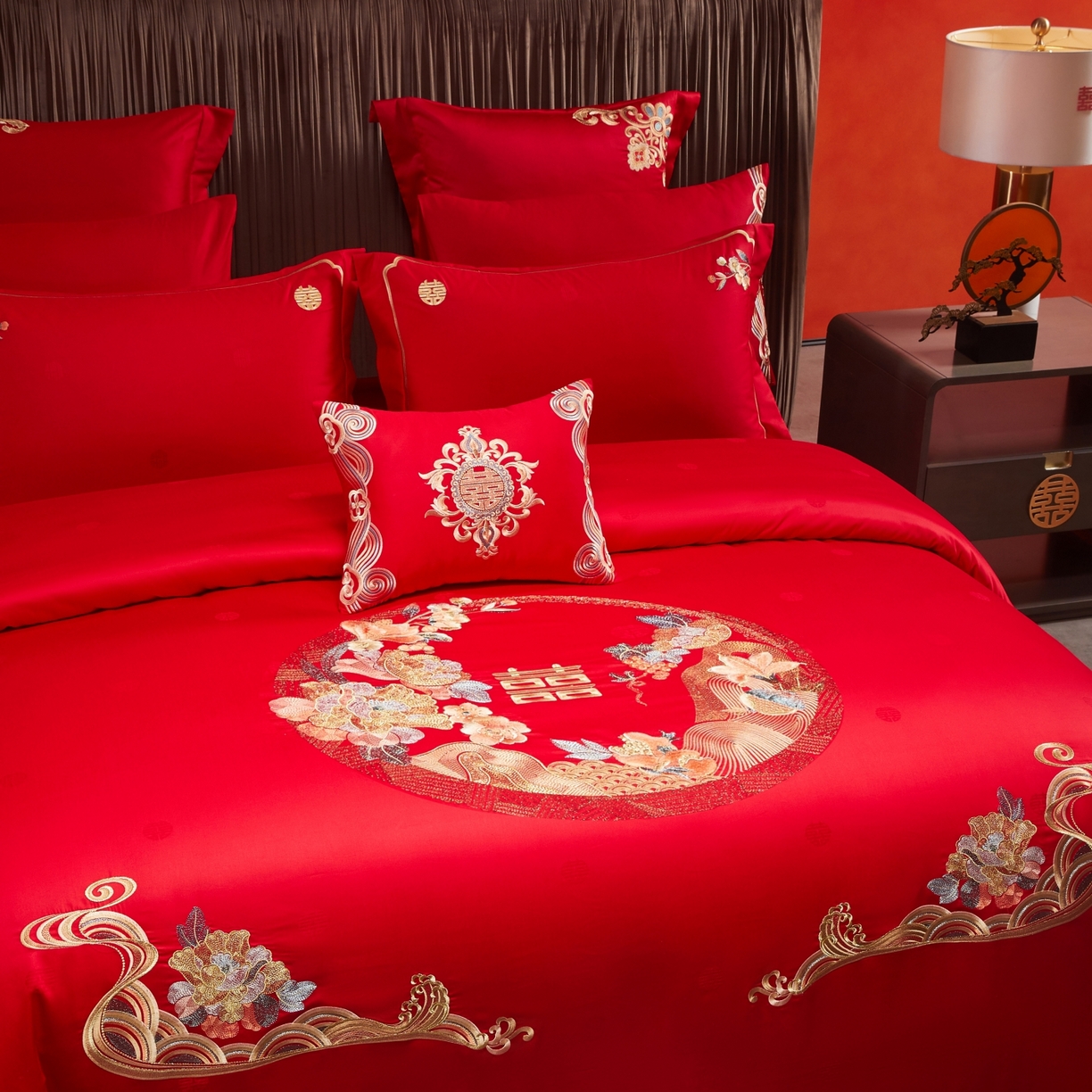 91家纺网 家纺一手货源 找家纺 宏羽纺家纺 2025新款高支高密纯棉婚庆系列四件套 诗情花语