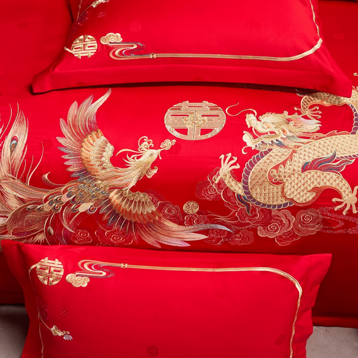 91家纺网 家纺一手货源 找家纺 宏羽纺家纺 2025新款高支高密纯棉婚庆系列四件套 新龙凤爱恋