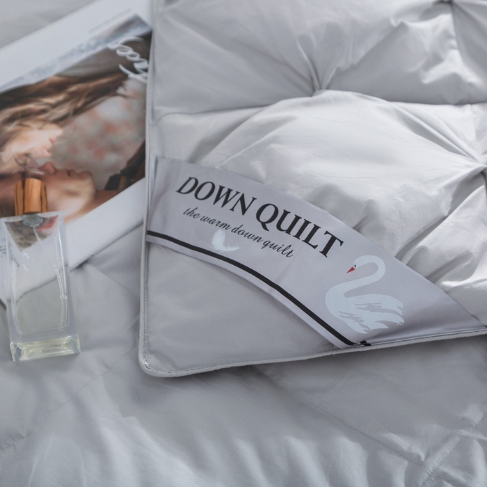 91家纺网 家纺一手货源 找家纺 明羽羽绒 2025新款全棉防羽布纽花款羽绒被可定制鹅绒被鸭绒被被子被芯 纽花款-浅灰