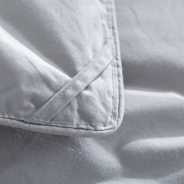 91家纺网 家纺一手货源 找家纺 明羽羽绒 2025新款全棉防羽布纽花款羽绒被可定制鹅绒被鸭绒被被子被芯 纽花款-浅灰