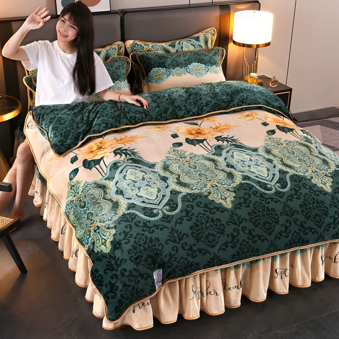 91家纺网 家纺一手货源 找家纺 望淮 2025新款230g印花金貂绒牛奶绒四件套 秘密花园绿